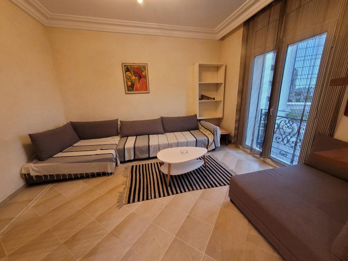 Yasmine lac 2 Appartement